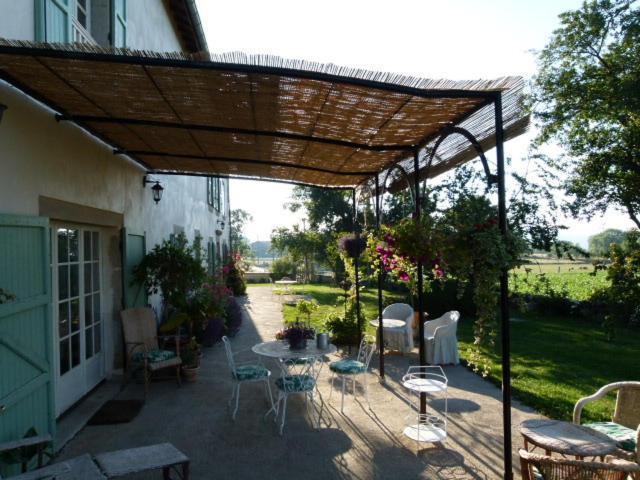 Bed and Breakfast Au Bon Gre D'Hugoline Blanzac  Exterior foto