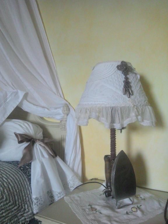 Bed and Breakfast Au Bon Gre D'Hugoline Blanzac  Habitación foto